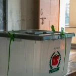 বাংলাদেশের ত্রয়োদশ জাতীয় সংসদ নির্বাচনের আগে সামাজিক মাধ্যমে অপতথ্যের বিস্তার নজরে এসেছে। ভোটার বিভ্রান্তি, রাজনৈতিক বিভাজন এবং ভারত থেকে আসা মিথ্যা তথ্য ভোট প্রক্রিয়ায় প্রভাব ফেলছে। বিস্তারিত বিশ্লেষণ ও সমাধান এখানে।